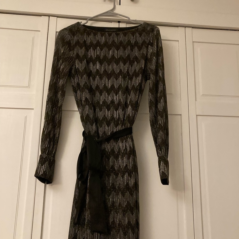 Metallic-look party dress